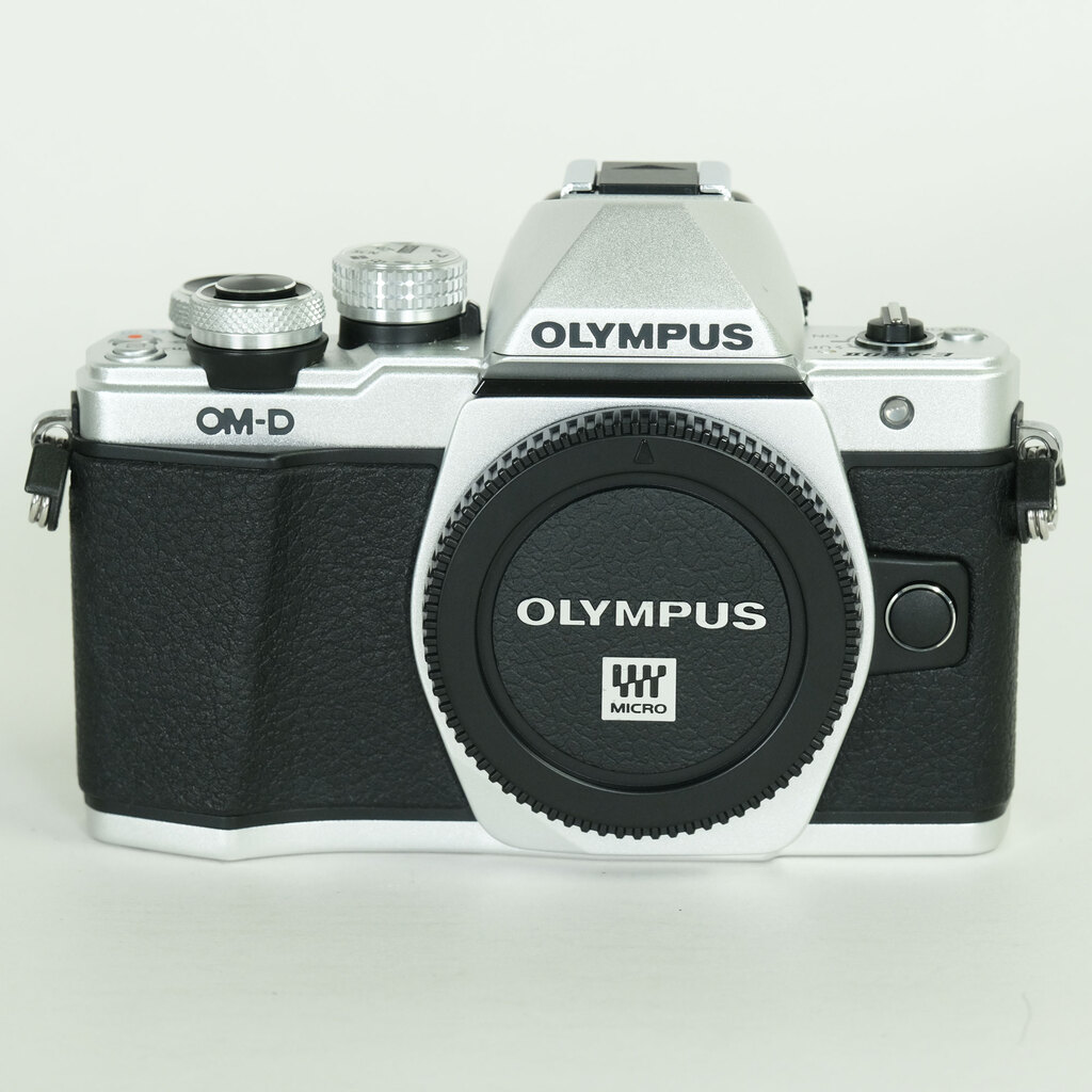 OLYMPUS OM-D E-M10 Mark II
