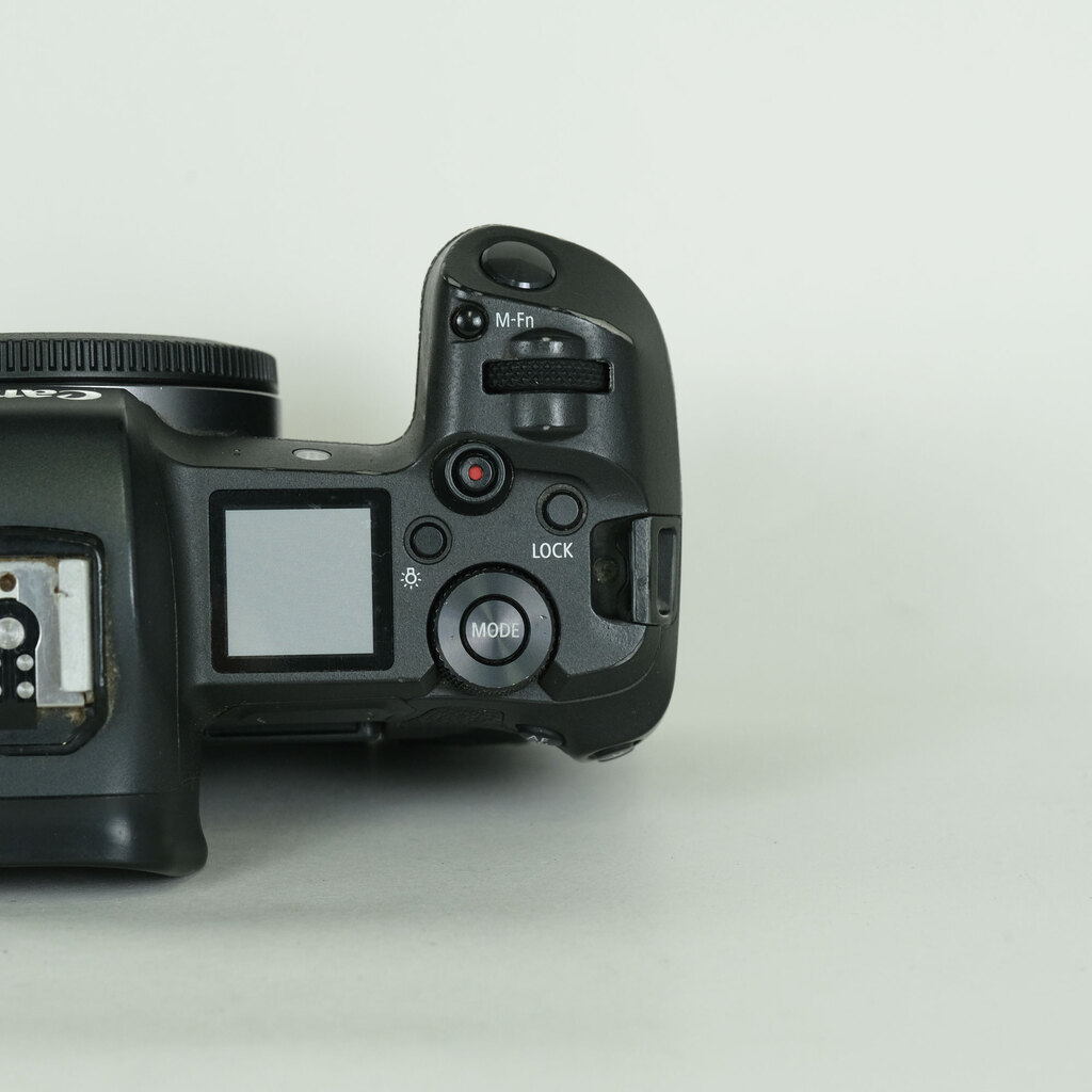 Canon EOS R Canon EOS R