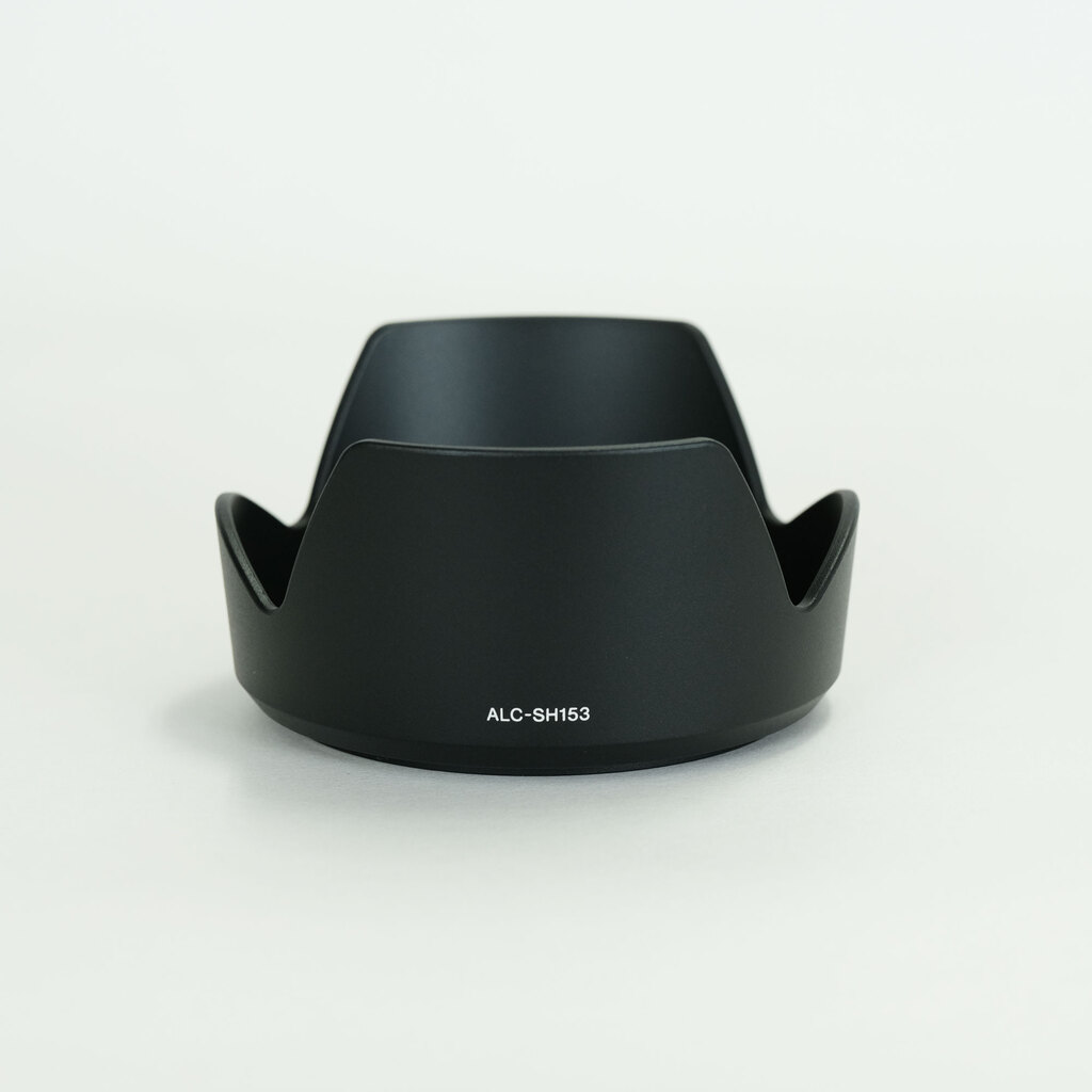 SONY E 18-135mm F3.5-5.6 OSS SEL18135