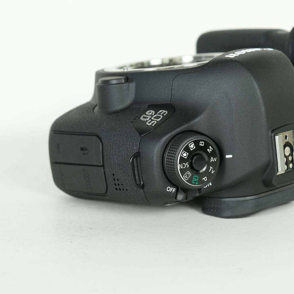Canon EOS 6Dの出品 | ONE SCENE（ワンシーン）