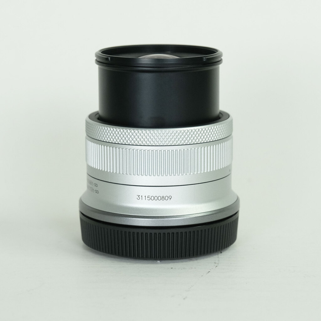 Canon RF-S 18-45mm F4.5-6.3 IS STM