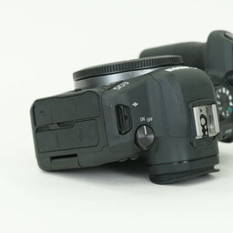 Canon EOS R6 Canon EOS R6