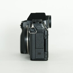 FUJIFILM X-S10