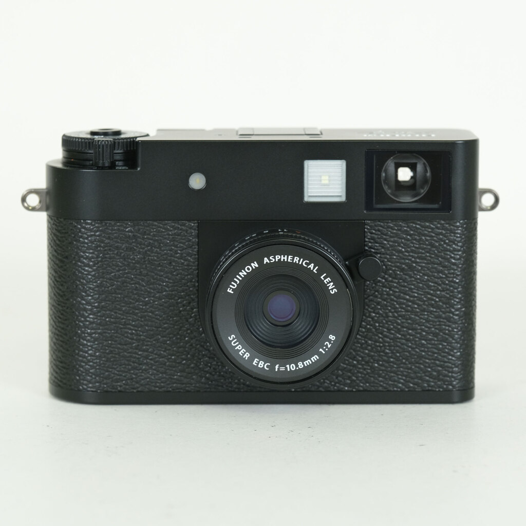 FUJIFILM X half X-HF1
