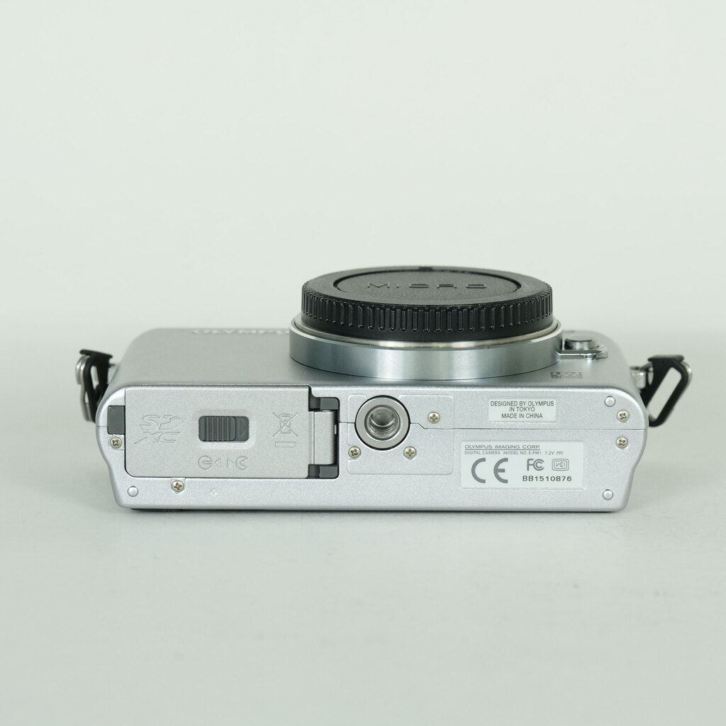 OLYMPUS PEN mini E-PM1 ダブルレンズ　動作確認済み OLYMPUS PEN mini E-PM1 ボディ シルバーの出品 | ONE SCENE（ワンシーン）