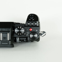 Panasonic LUMIX DC-S5