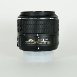 Nikon AF-S DX NIKKOR 18-55mm f3.5-5.6G VR II