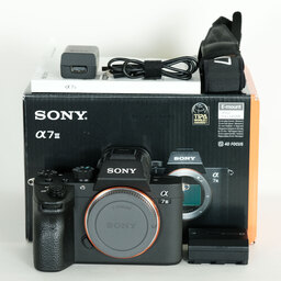 SONY α7 III（ILCE-7M3）