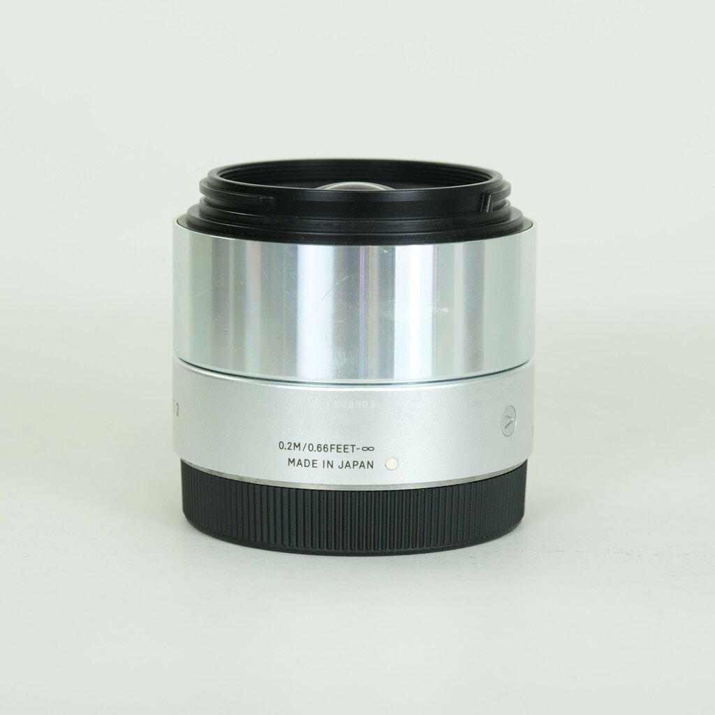 SIGMA A 19mm F2.8 DN (ソニーE用)　シルバー