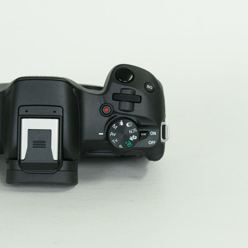 Canon EOS R50