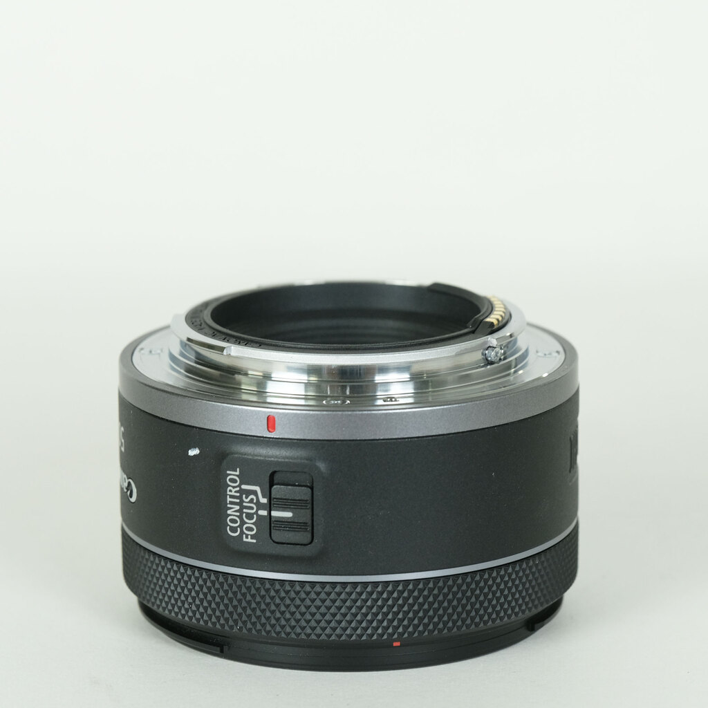 Canon RF50mm F1.8 STM Canon RF50mm F1.8 STM