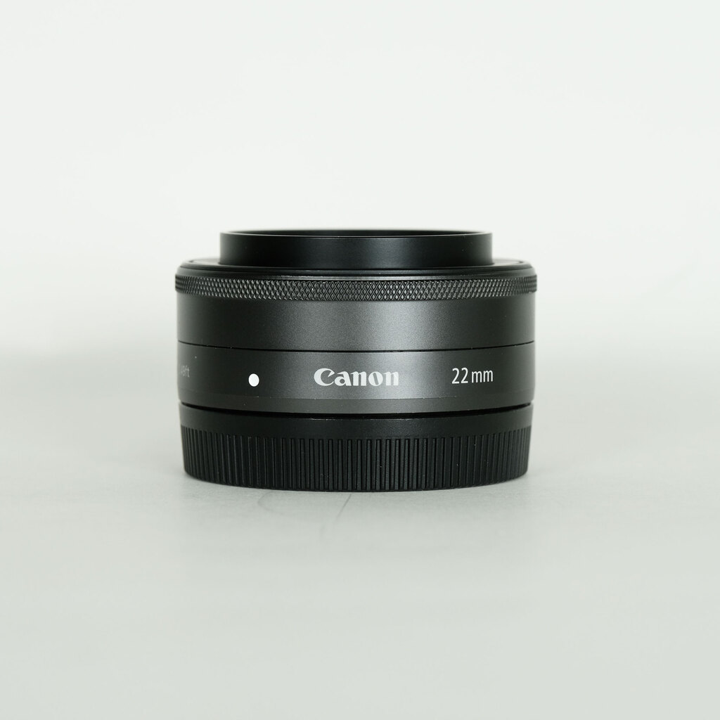 Canon EF-M22mm F2 STM