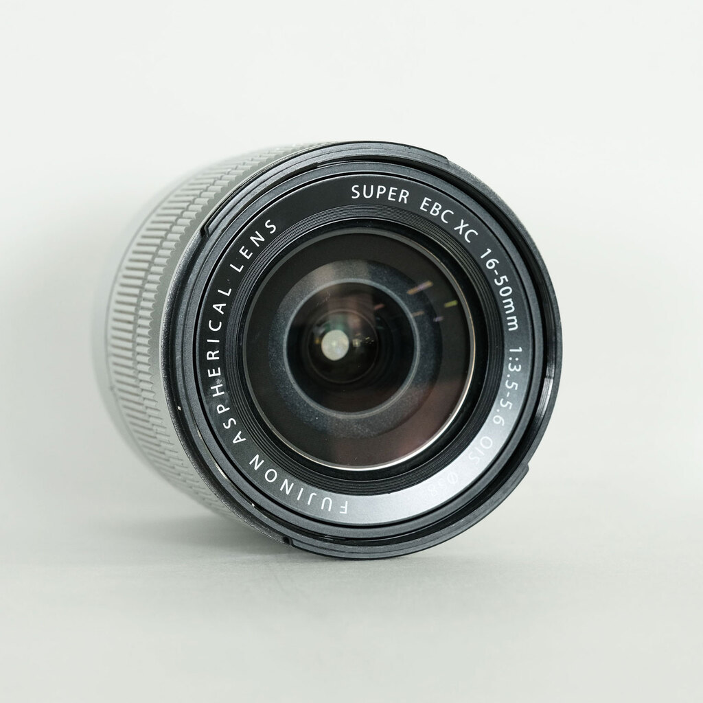 FUJIFILM フジノン XC16-50mm F3.5-5.6 OIS シルバー