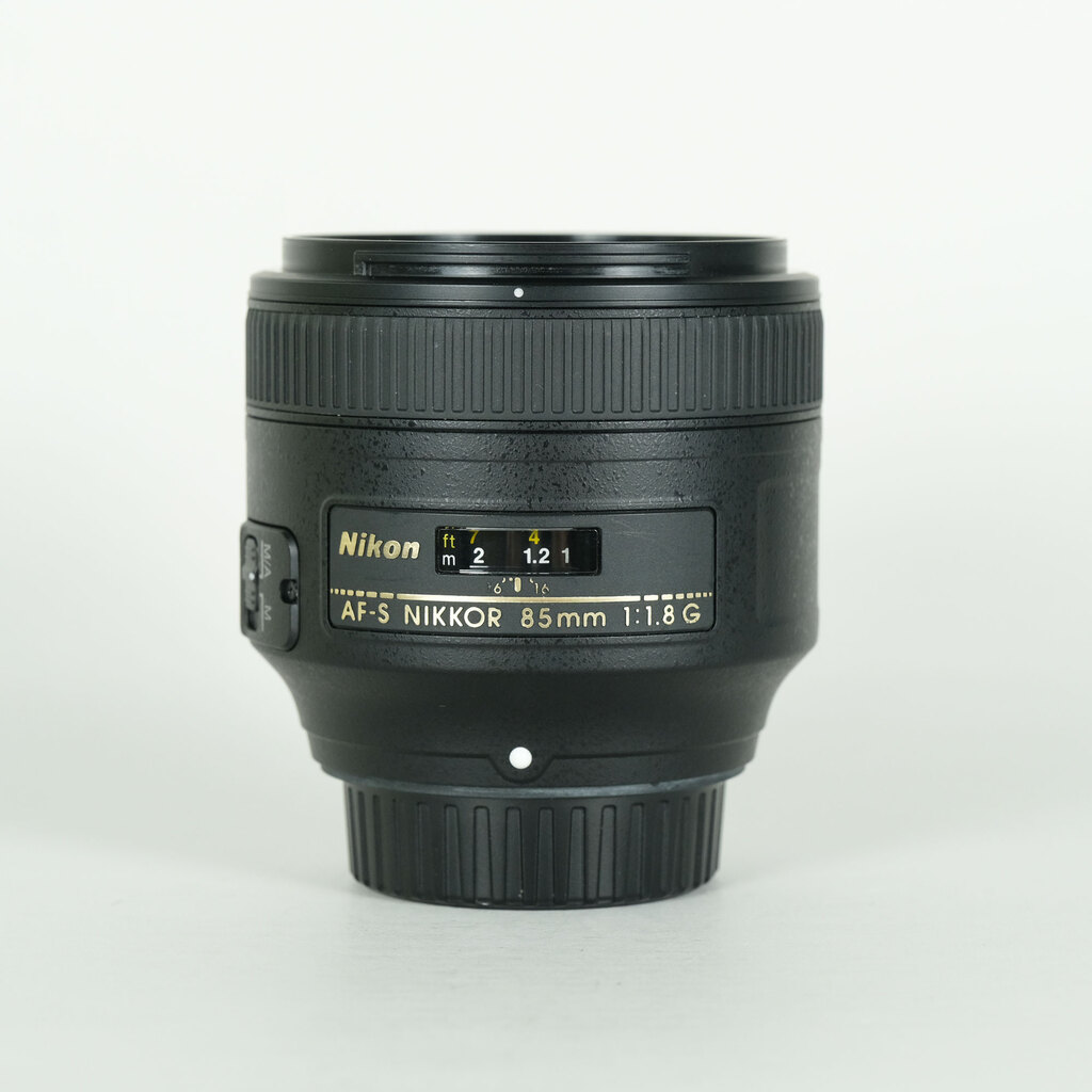 AF-S NIKKOR 85mm f/1.8G 中古価格比較 - 価格.com