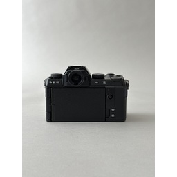 FUJIFILM X-S10