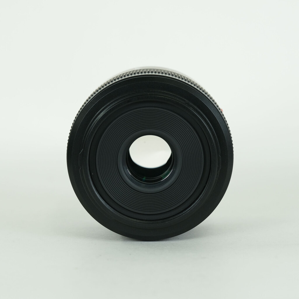 Panasonic LEICA DG MACRO-ELMARIT 45mm F2.8 ASPH. MEGA O.I.S.