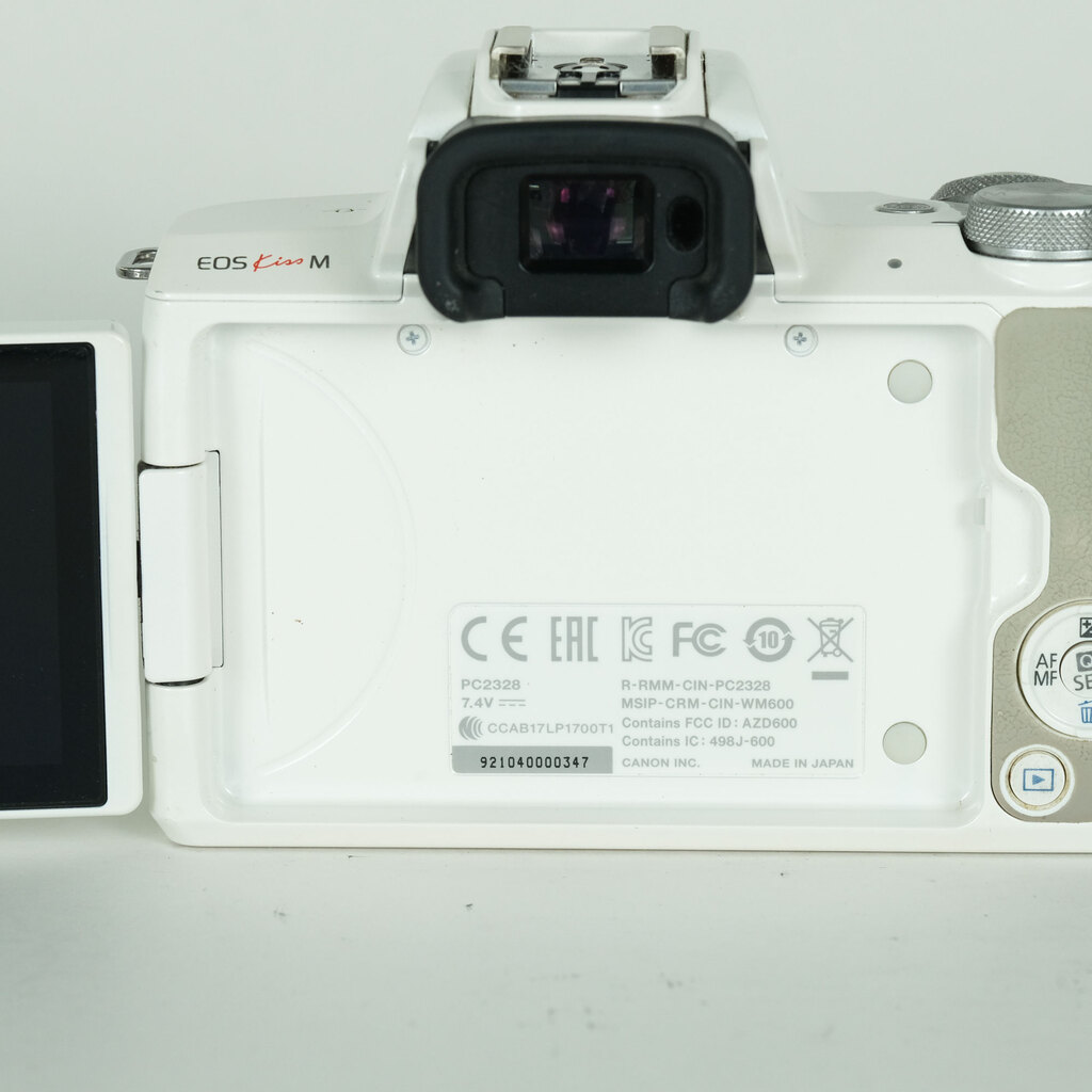 Canon EOS Kiss Mの出品 | ONE SCENE（ワンシーン）