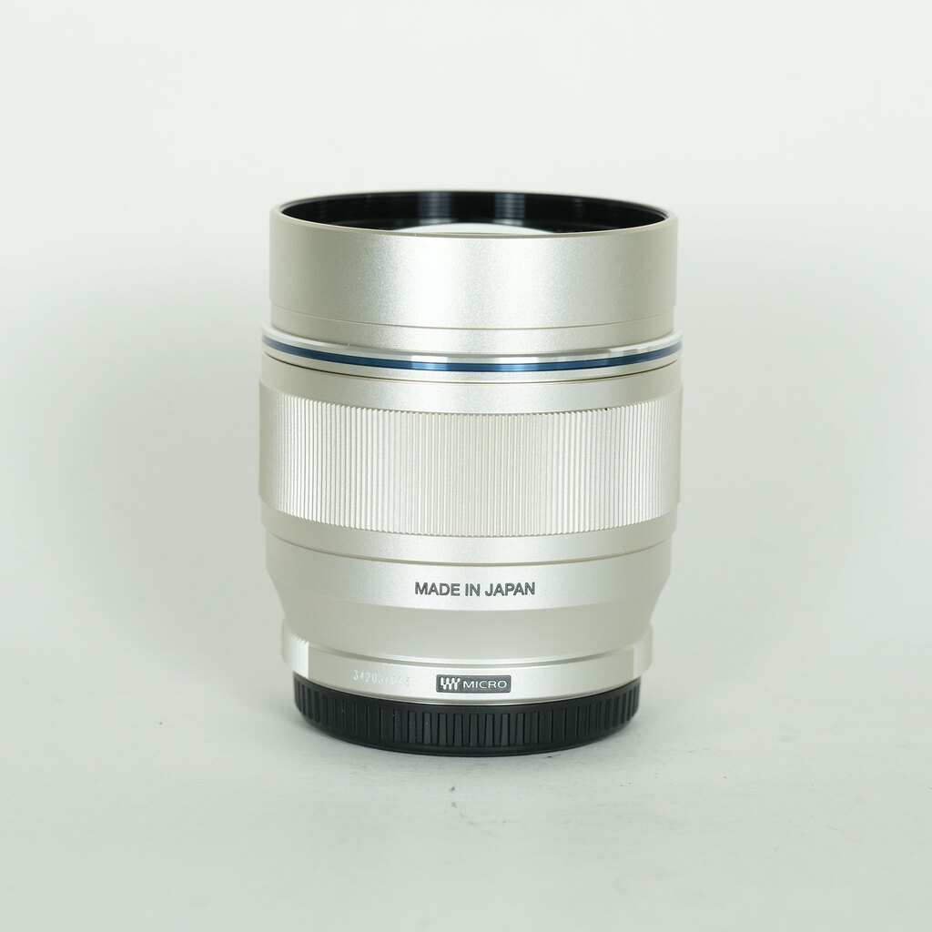 OLYMPUS M.ZUIKO DIGITAL ED 75mm F1.8