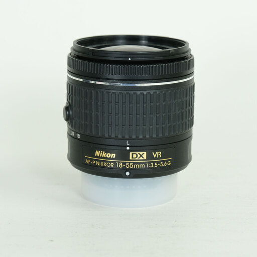 Nikon AF-P DX NIKKOR 18-55mm F3.5-5.6G VR Nikon AF-P DX NIKKOR 18-55mm F3.5-5.6G VR