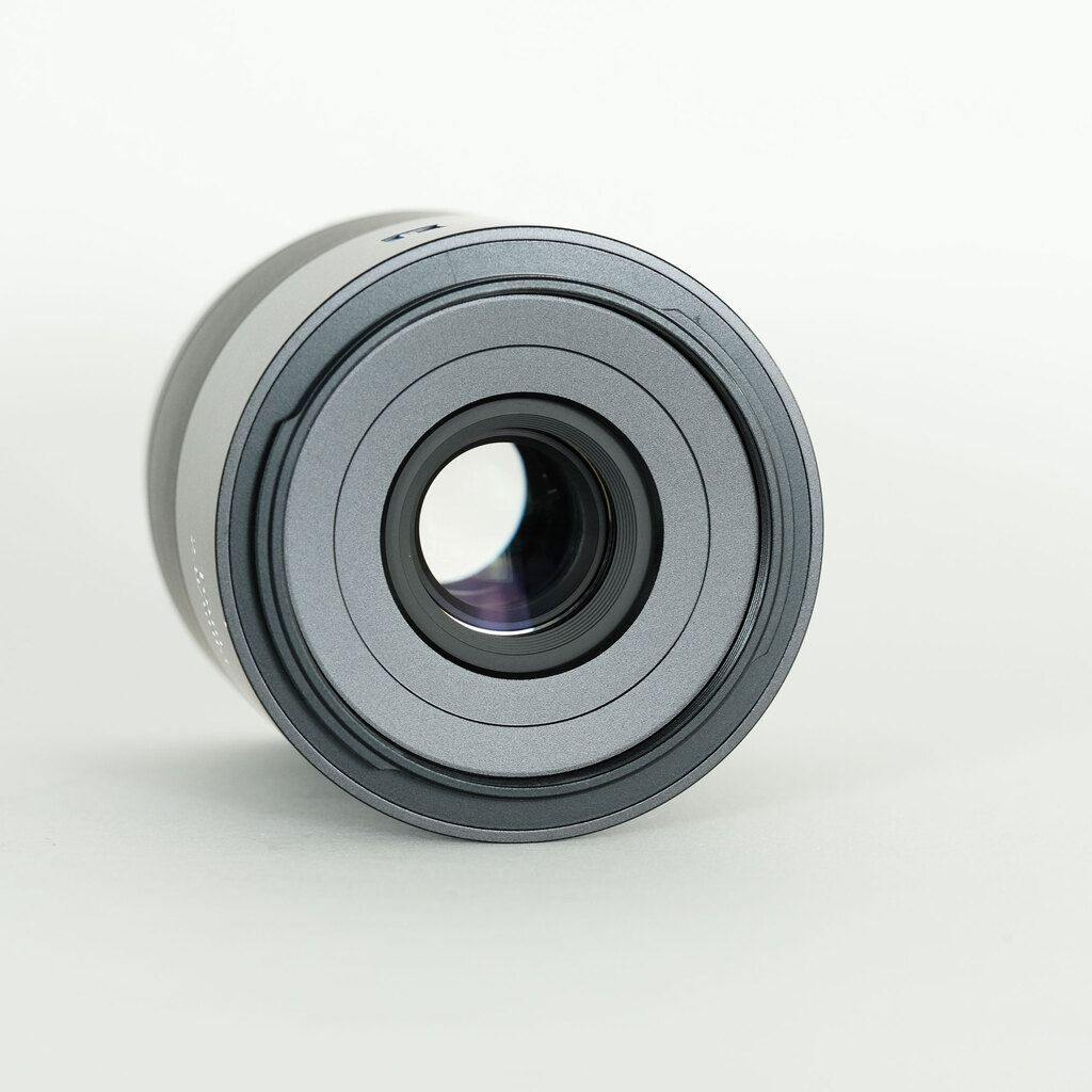 Carl Zeiss Touit 50mm F2.8 マクロ（ソニーE用）