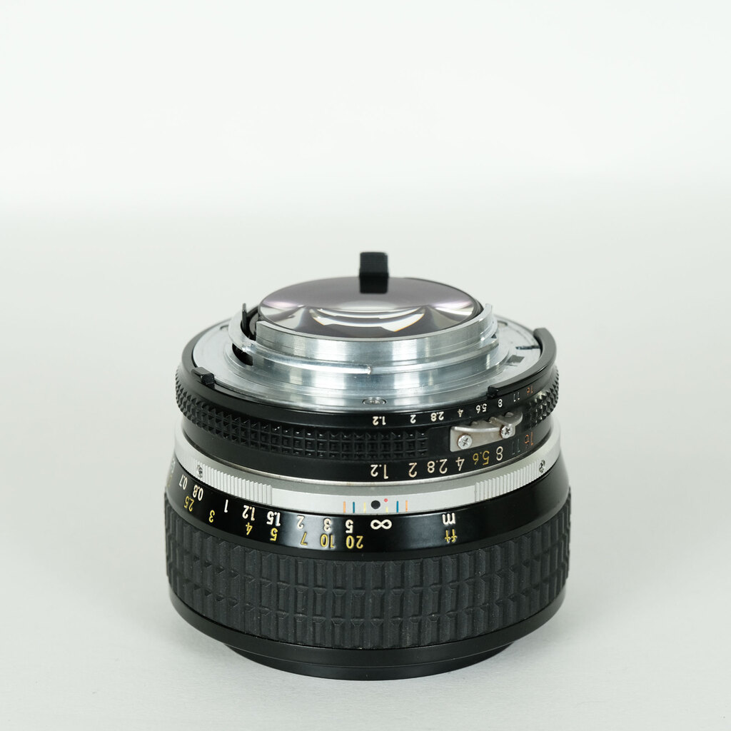 Nikon AI Nikkor 50mm f/1.2S Nikon AI Nikkor 50mm f/1.2S