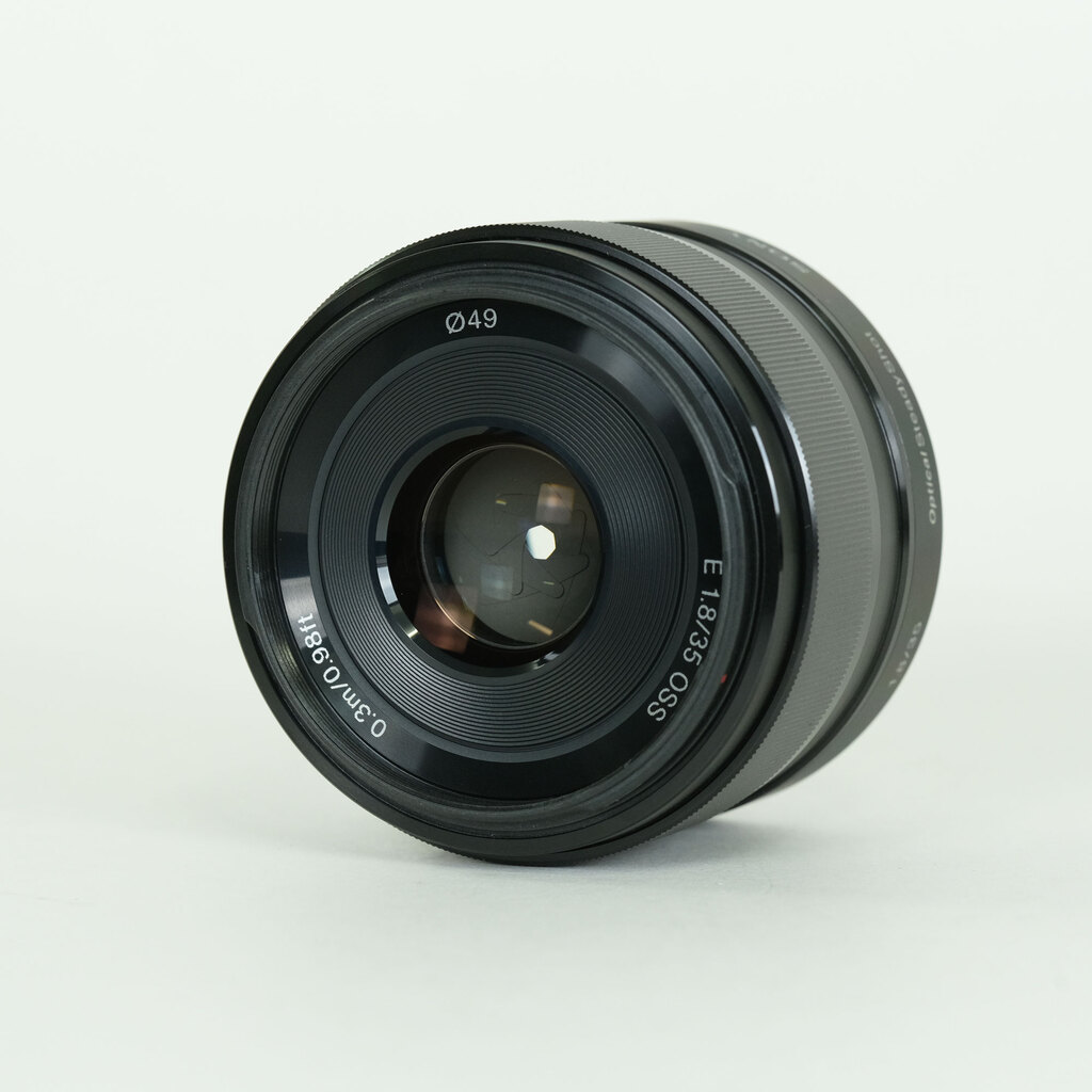 SONY E 35mm F1.8 OSS SEL35F18