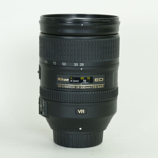 Nikon AF-S NIKKOR 28-300mm f/3.5-5.6G ED VR