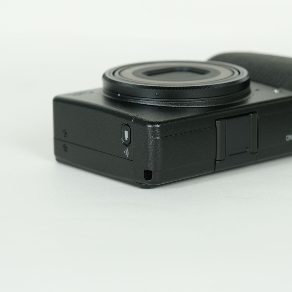 RICOH GR III HDFの出品 | ONE SCENE（ワンシーン）