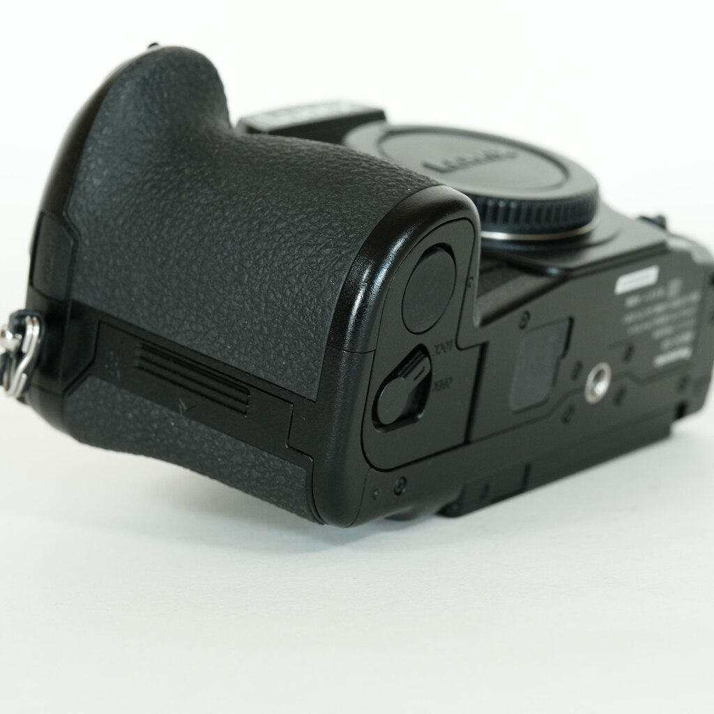 Panasonic LUMIX DC-G9 PRO