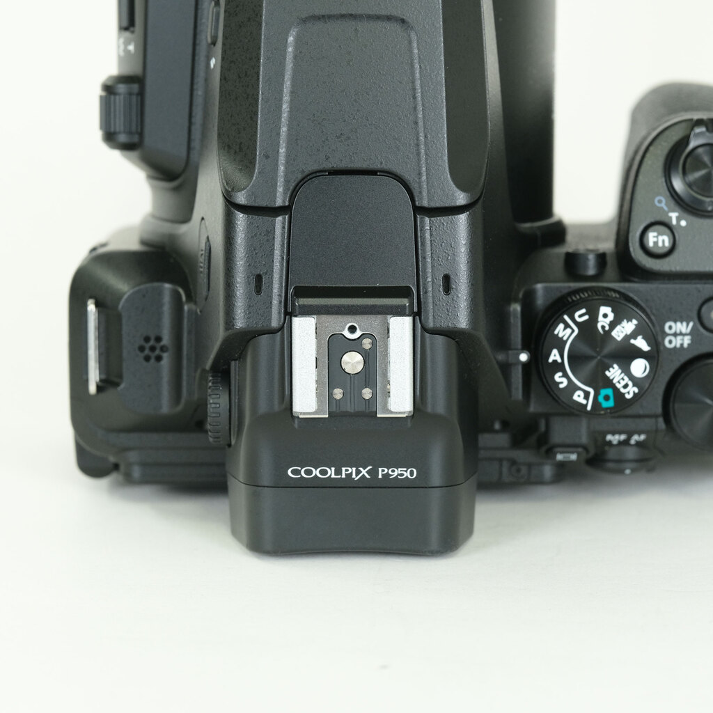 Nikon COOLPIX P950