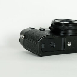 FUJIFILM X100V ブラック