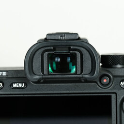 SONY α7 III(ILCE-7M3) SONY α7 III(ILCE-7M3)