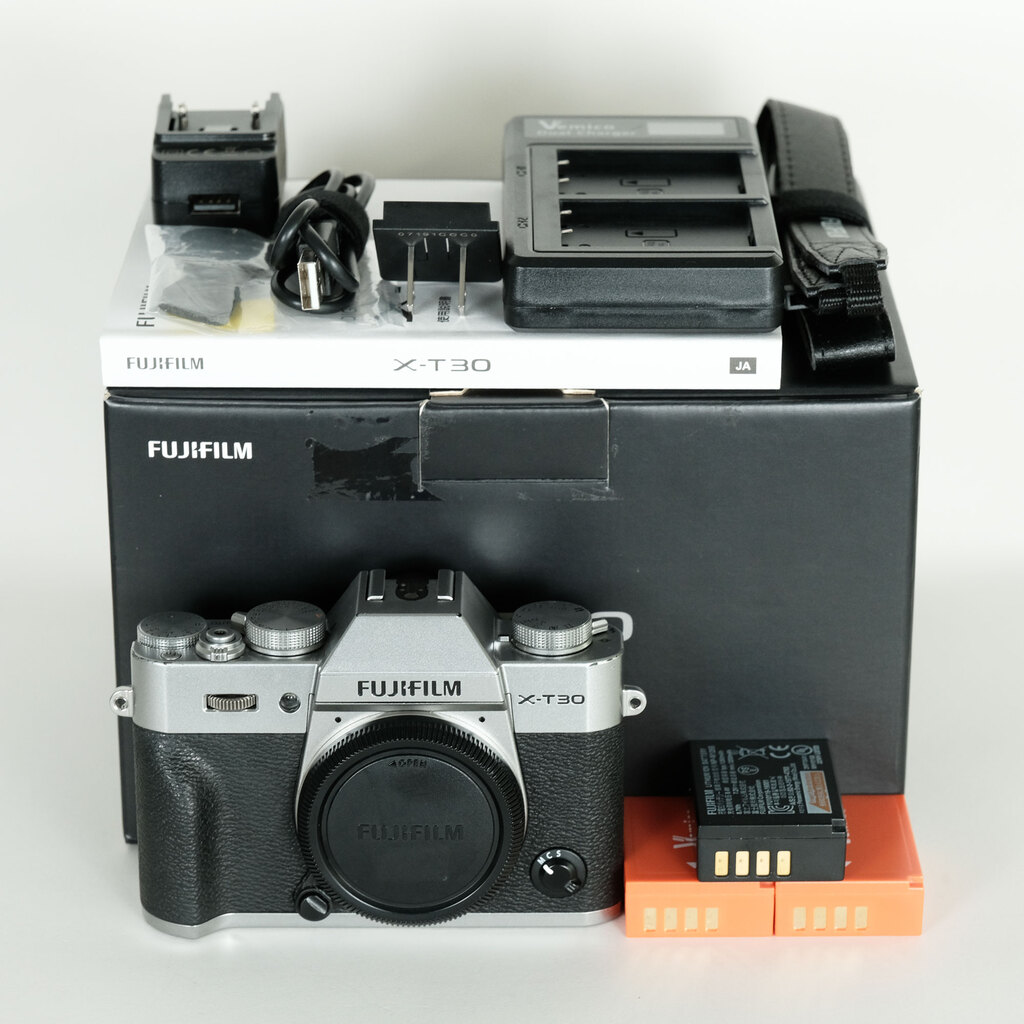 FUJIFILM X-T30