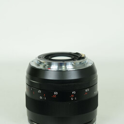 コシナ ツァイス Makro Planar T*2/50mm ZE
