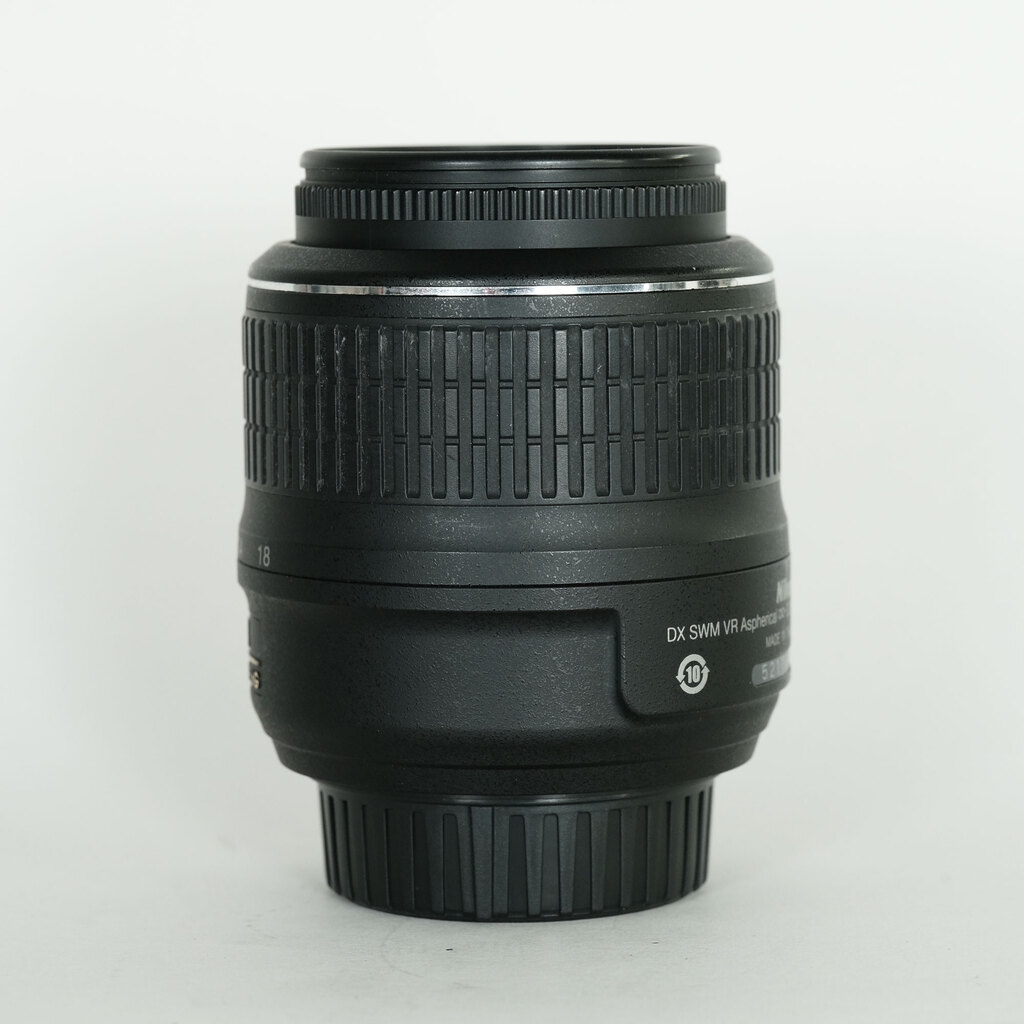 Nikon AF-S DX NIKKOR 18-55mm F3.5-5.6 G VR