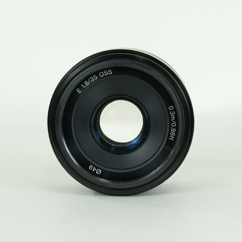 SONY E 35mm F1.8 OSS SEL35F18