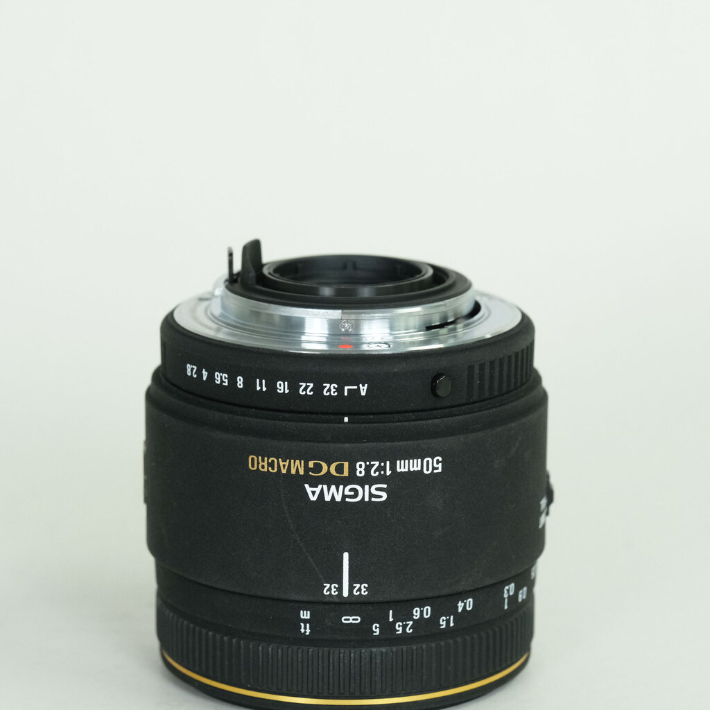 SIGMA MACRO 50mm F2.8 EX DG (ペンタックス用) SIGMA MACRO 50mm F2.8 EX DG (ペンタックス用)
