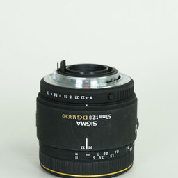 SIGMA MACRO 50mm F2.8 EX DG (ペンタックス用) SIGMA MACRO 50mm F2.8 EX DG (ペンタックス用)