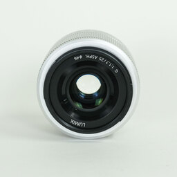 Panasonic LUMIX G 25mm F1.7 ASPH.