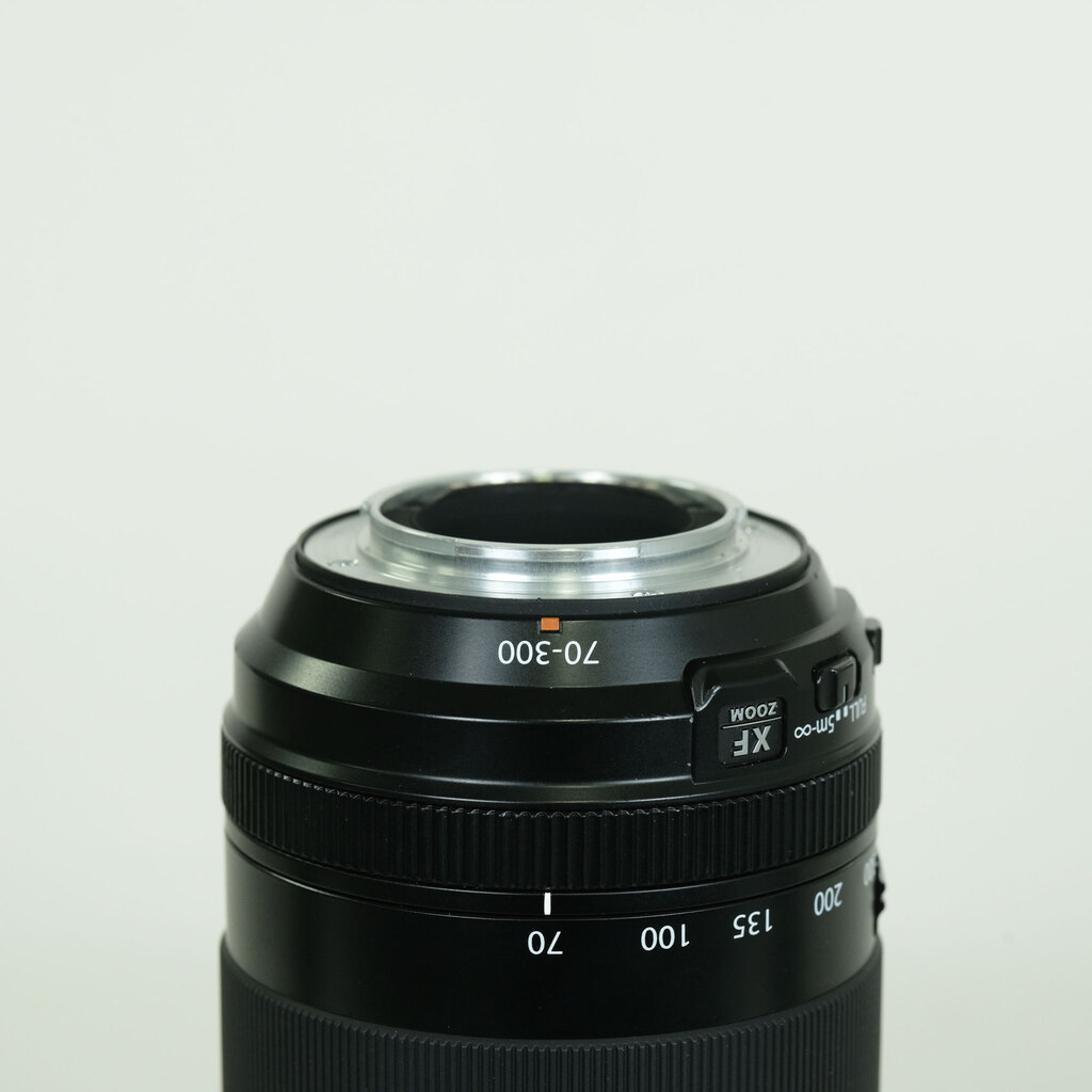 FUJIFILM XF70-300mmF4-5.6 R LM OIS WR FUJIFILM XF70-300mmF4-5.6 R LM OIS WR