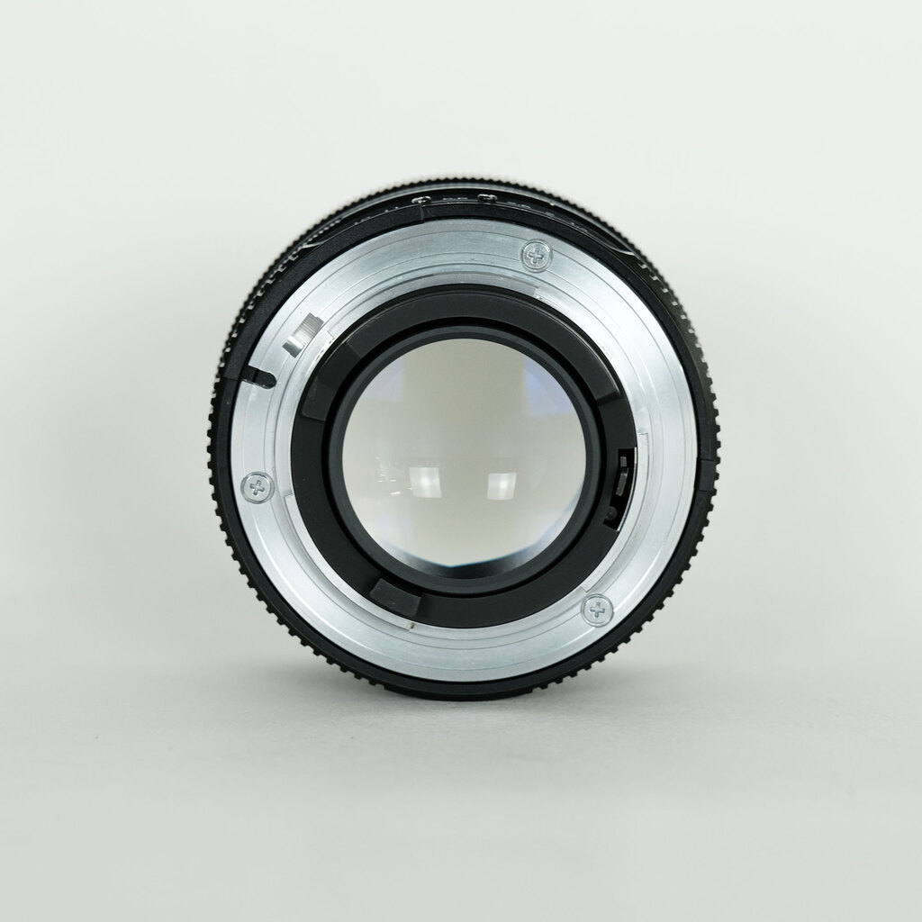 Carl Zeiss Planar T* 50mm F1.4 ZF [ニコンF用]