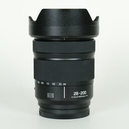 Panasonic LUMIX S 28-200mm F4-7.1 MACRO O.I.S.