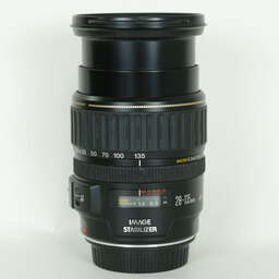 Canon EF28-135mm F3.5-5.6 IS USM