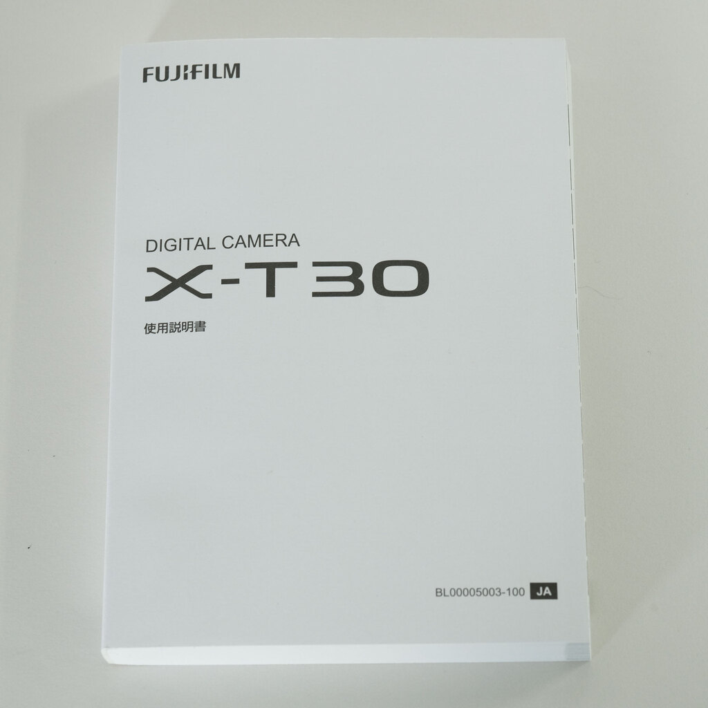 FUJIFILM X-T30