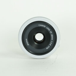 Canon EF40mm F2.8 STM ホワイト