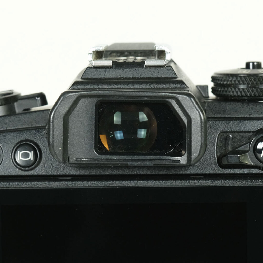 OLYMPUS OM-D E-M1 Mark III