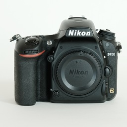 Nikon D750