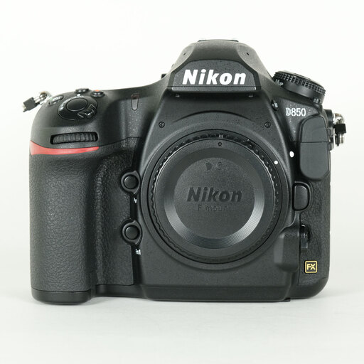 Nikon D850