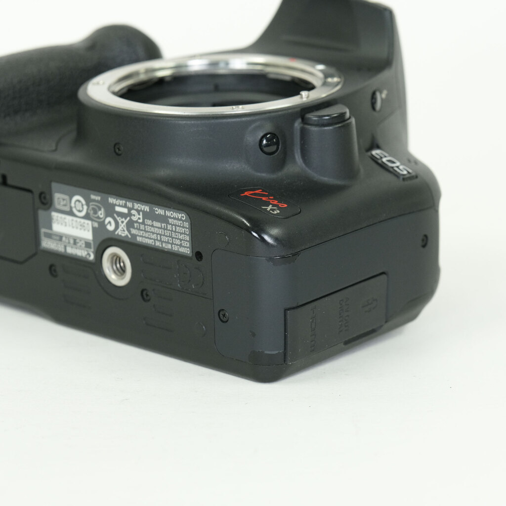Canon EOS Kiss X3 ボディ