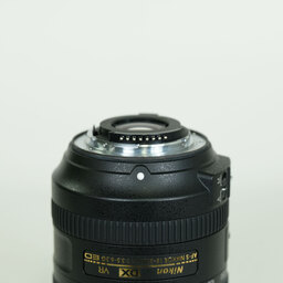 Nikon AF-S DX NIKKOR 18-300mm f/3.5-6.3G ED VR